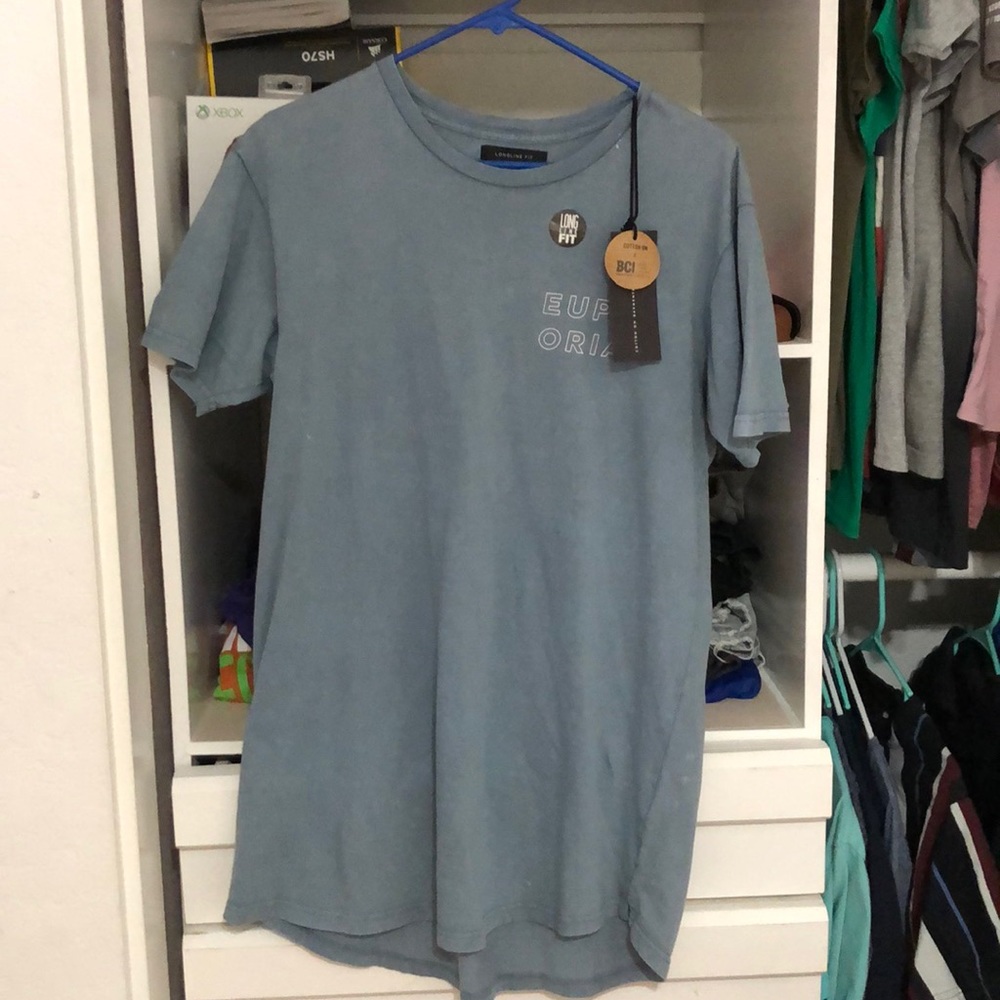 Cotton on “Euphoria” long line fit T-shirt